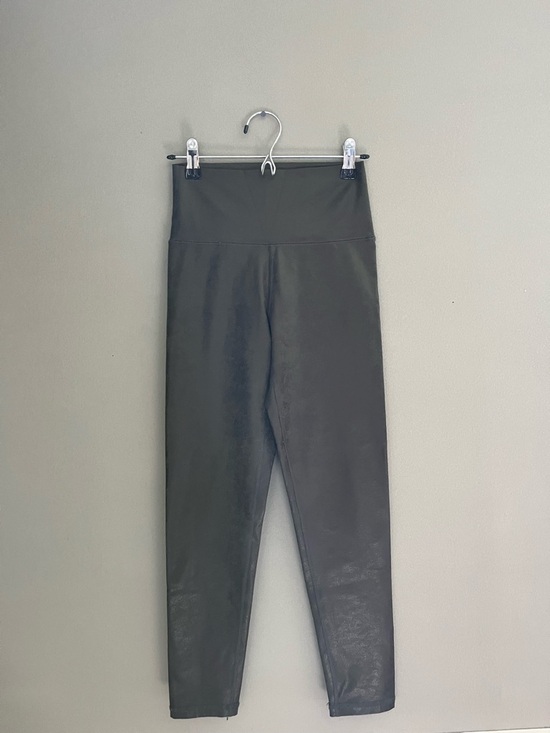 aerie Pants - OFFLINE By Aerie The Hugger Crossover High Waisted Crackle Legging Small Short